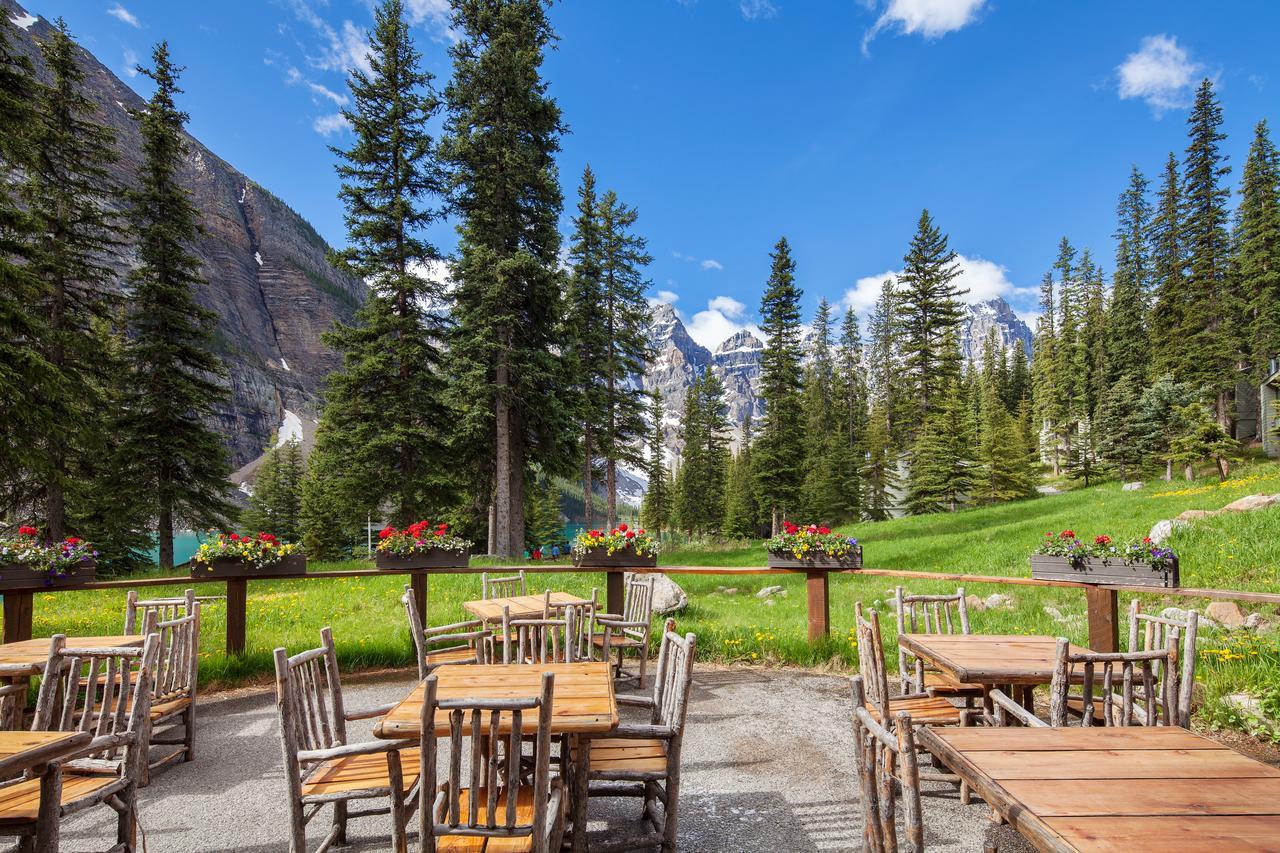 Moraine Lake Lodge Лейк-Луиз Экстерьер фото