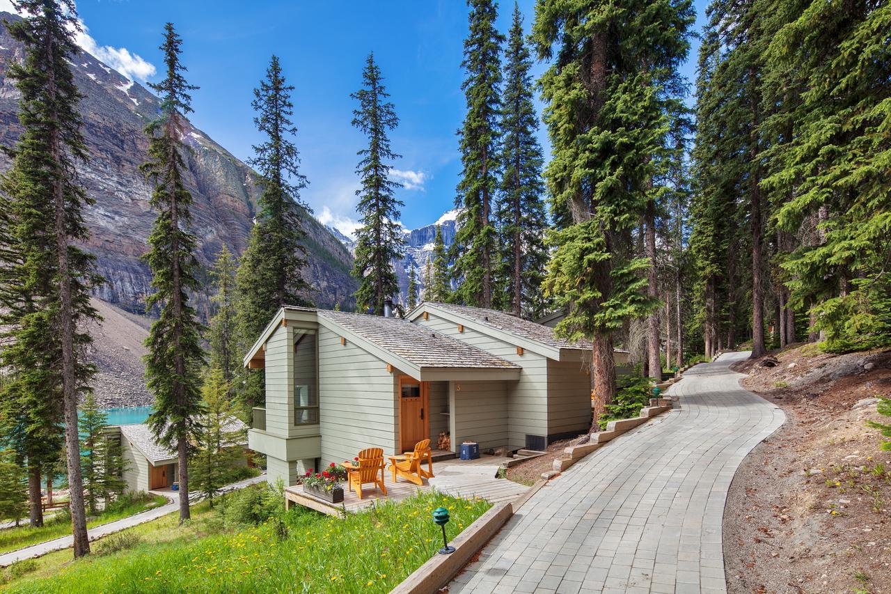 Moraine Lake Lodge Лейк-Луиз Экстерьер фото