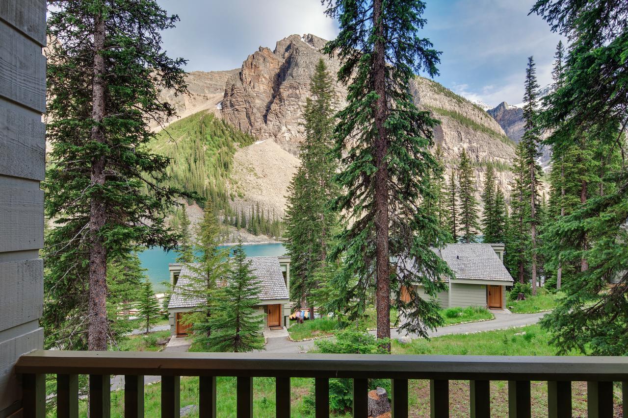 Moraine Lake Lodge Лейк-Луиз Экстерьер фото
