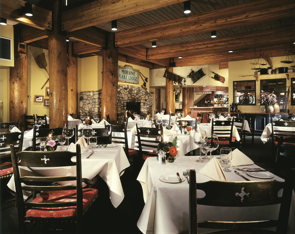 Moraine Lake Lodge Лейк-Луиз Экстерьер фото